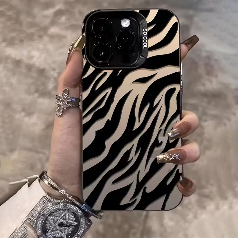 Zebra Desenli Siyah Gelişmiş I - Apple Iphone 15 incelemesi ve fiyatı